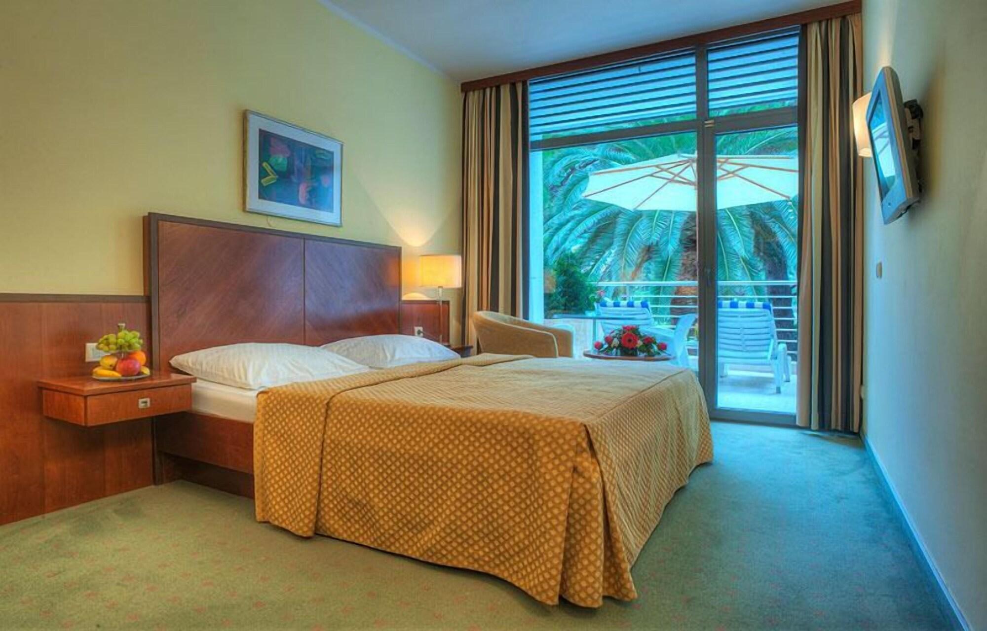 Hotel Rivijera Петровац Экстерьер фото