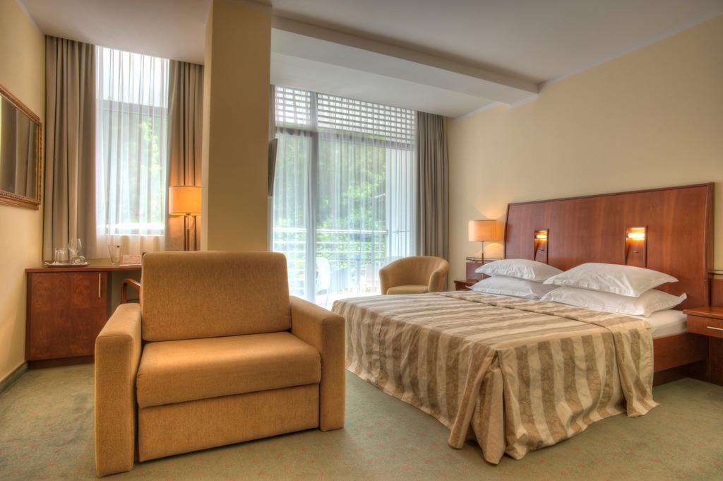 Hotel Rivijera Петровац Экстерьер фото